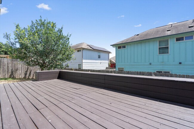 Building Photo - 5804 Loblolly Ln