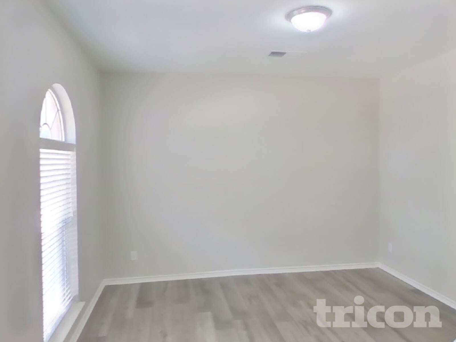 Building Photo - 8401 Manchester Dr