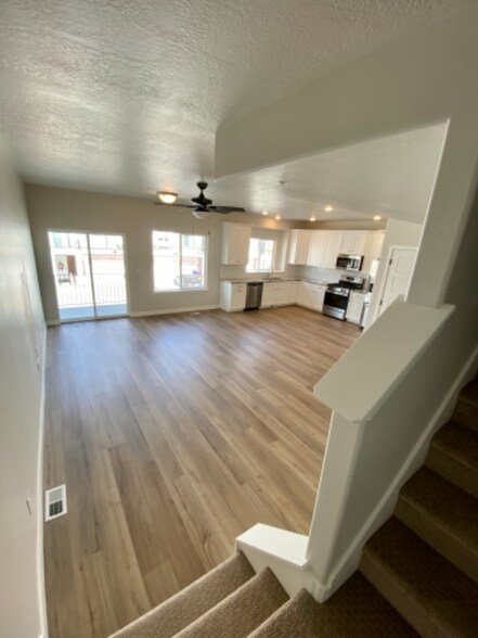 Building Photo - 4211 W Willard Park Ct