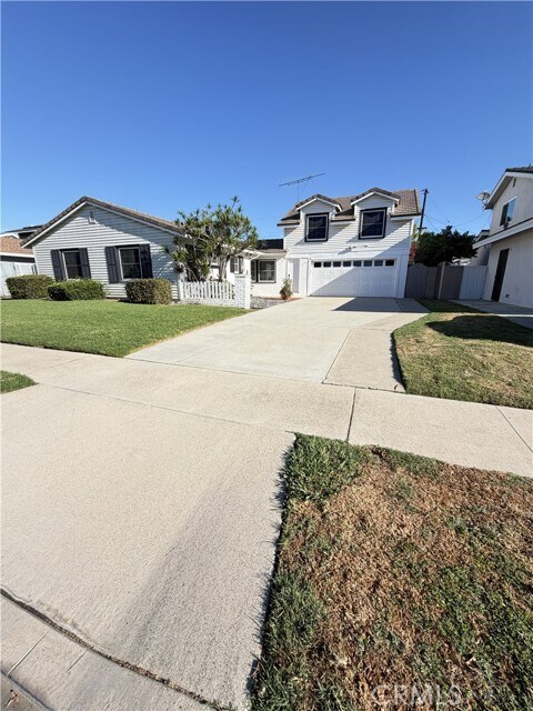 Building Photo - 9441 El Blanco Ave