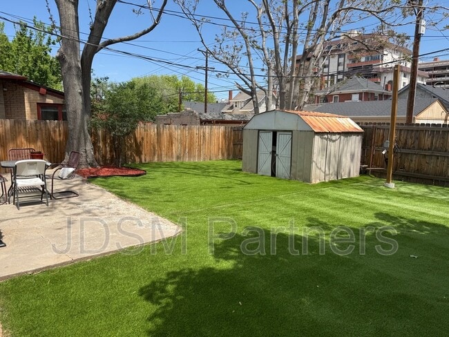 Building Photo - 1046 Harrison St