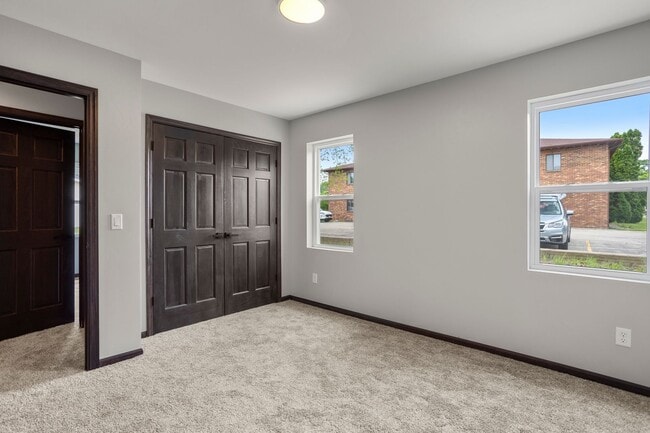 Building Photo - New Construction Home for Rent in Oshkosh, WI