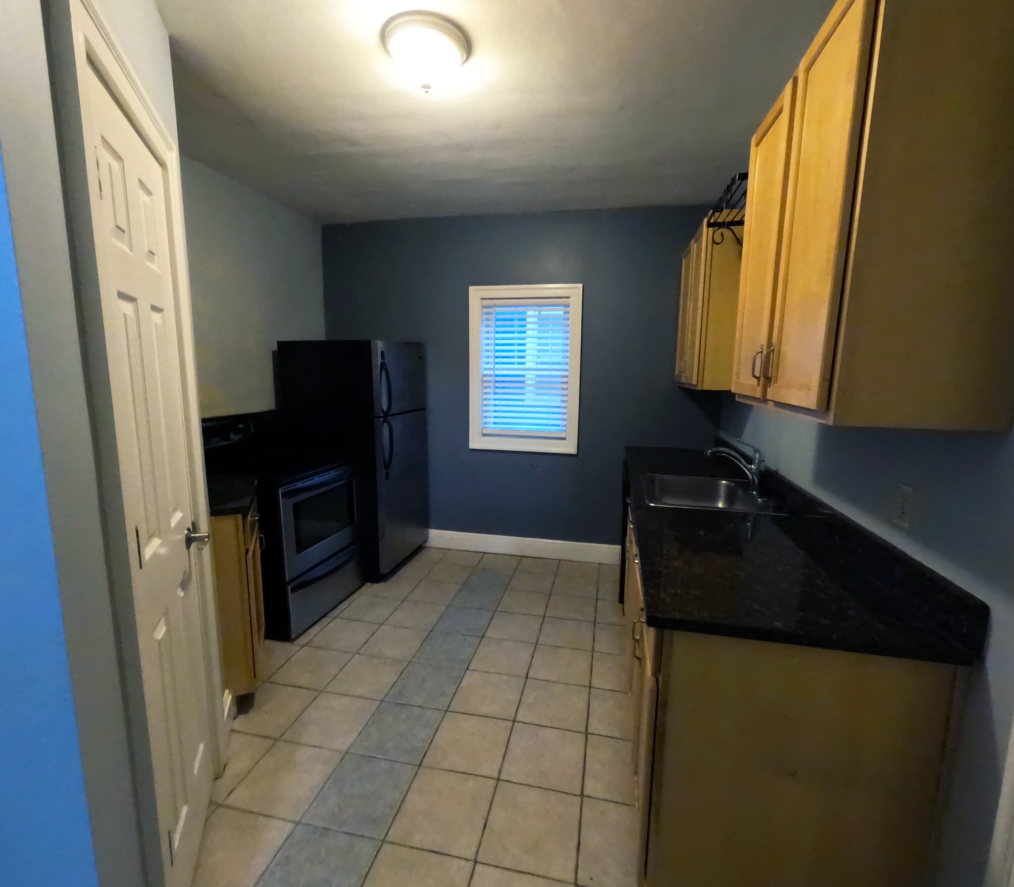 Building Photo - 1652 Hillcrest Rd