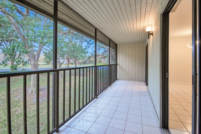 Building Photo - 38 Tarragona Ct