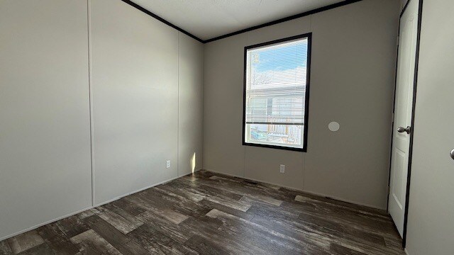 Building Photo - 16023 Villaire Ave