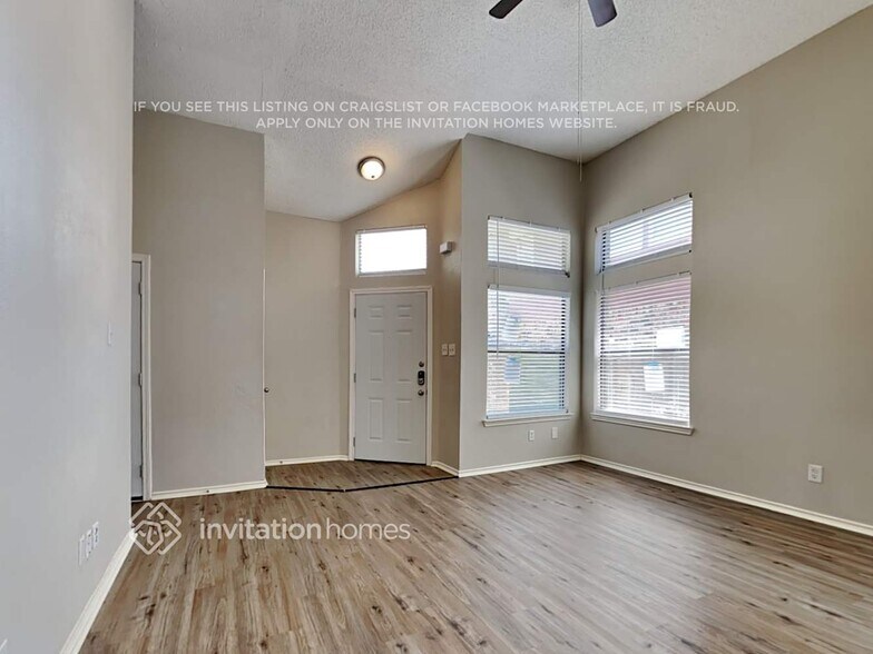 Building Photo - 5343 Waterford Dr