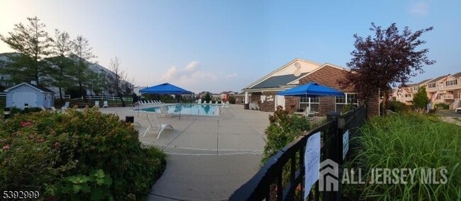 Building Photo - 532 Great Beds Ct