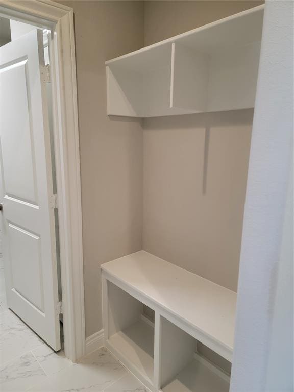 Building Photo - 431 Hunters Xing Dr