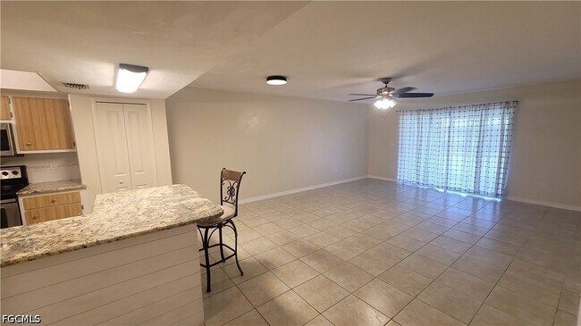Building Photo - 1202 Cape Coral Pkwy W