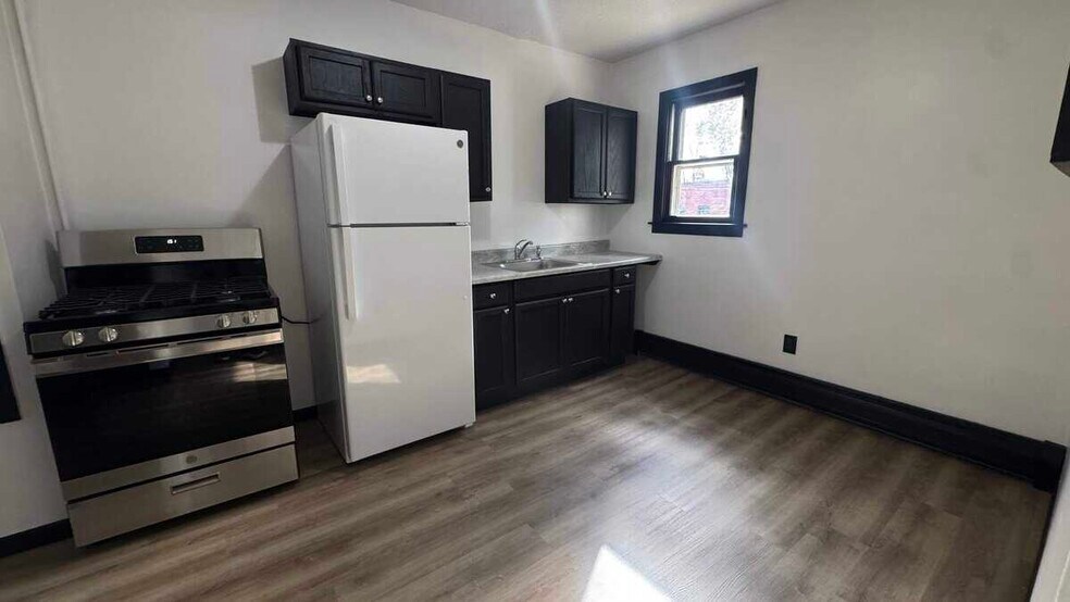 Building Photo - 1 Union St