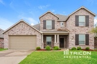 Building Photo - 1620 Village Creek Dr