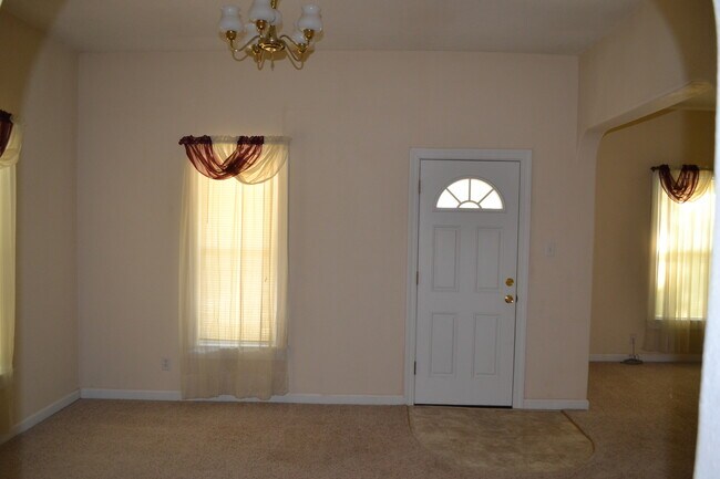 Building Photo - Nice and previously remodeled 2 bedroom w/ detached 3rd bedroom, carport & storage garage in Clay...