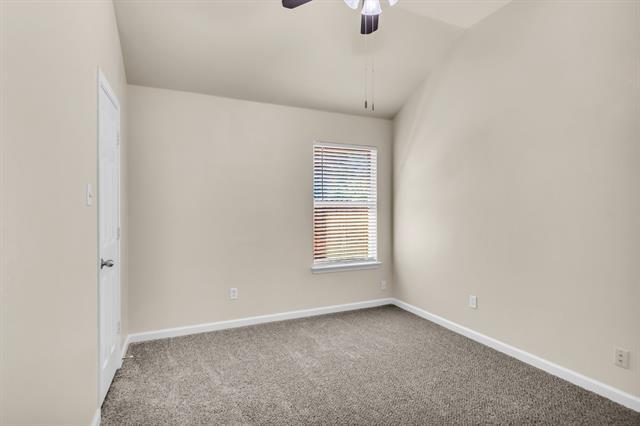 Building Photo - 9941 Voss Ave