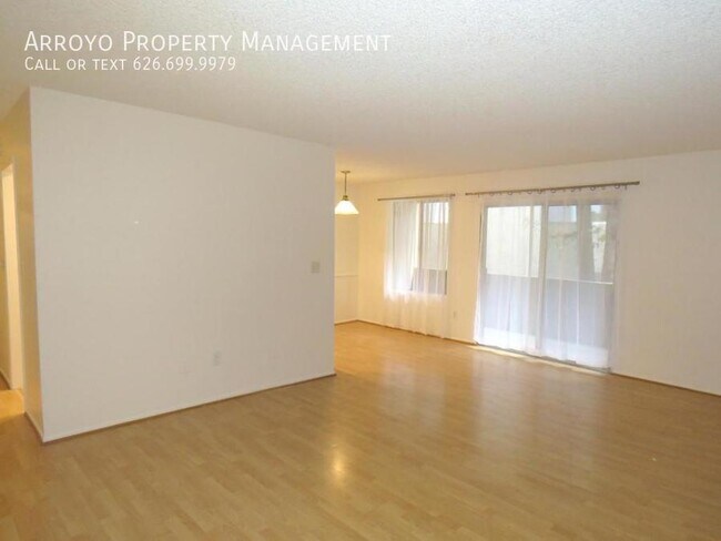 Building Photo - 339 S Catalina