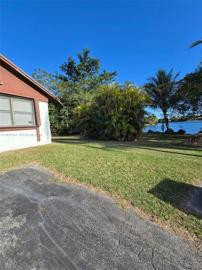 Building Photo - 1575 Owl Rd