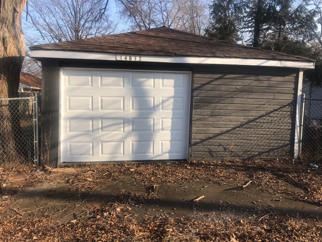 Building Photo - 14612 Shepard Dr