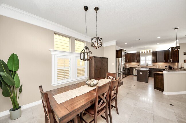 Building Photo - 2416 Bevis St