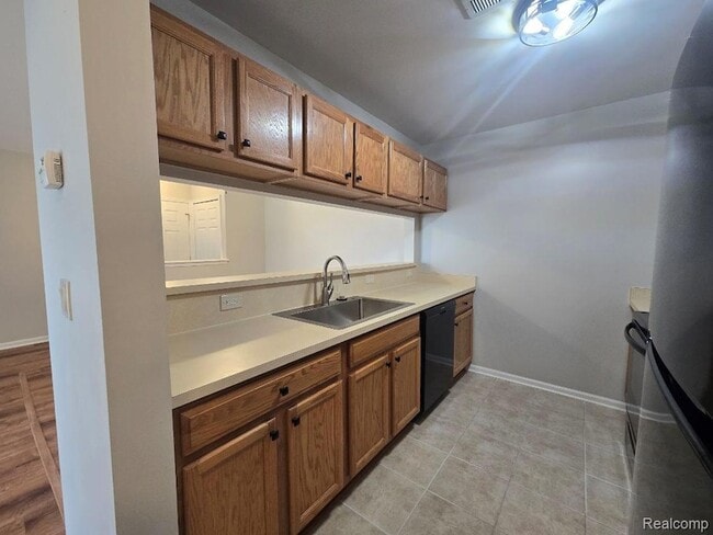 Building Photo - 24015 Fairlane Blvd
