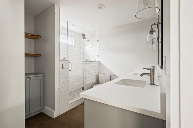 Building Photo - 2513 Broken Oak Dr