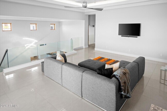 Building Photo - 9979 E Toms Thumb