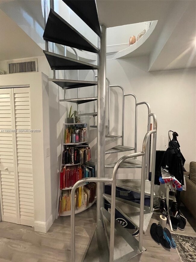 Building Photo - 7801 NE 4th Ct