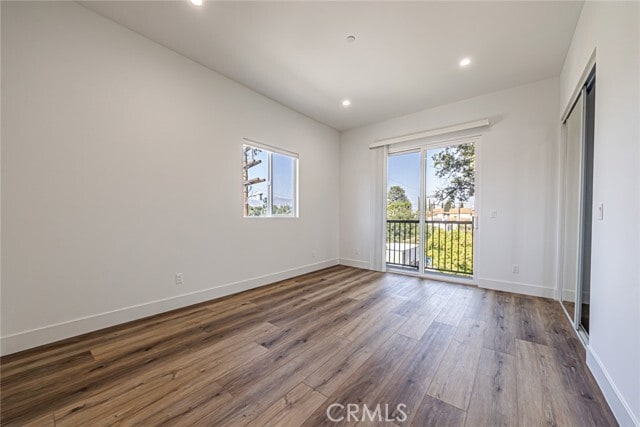 Building Photo - 4445 Auckland Ave