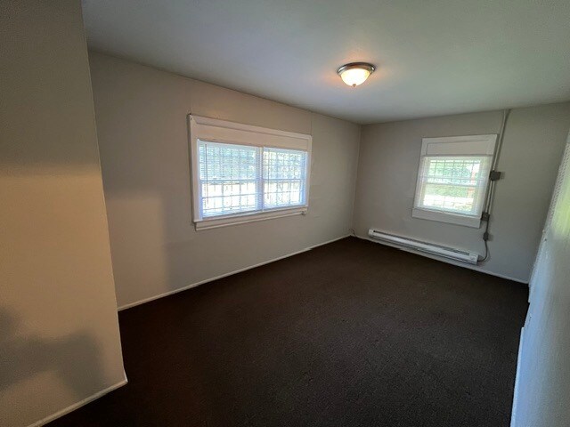 Building Photo - 2919 Sommers Dr