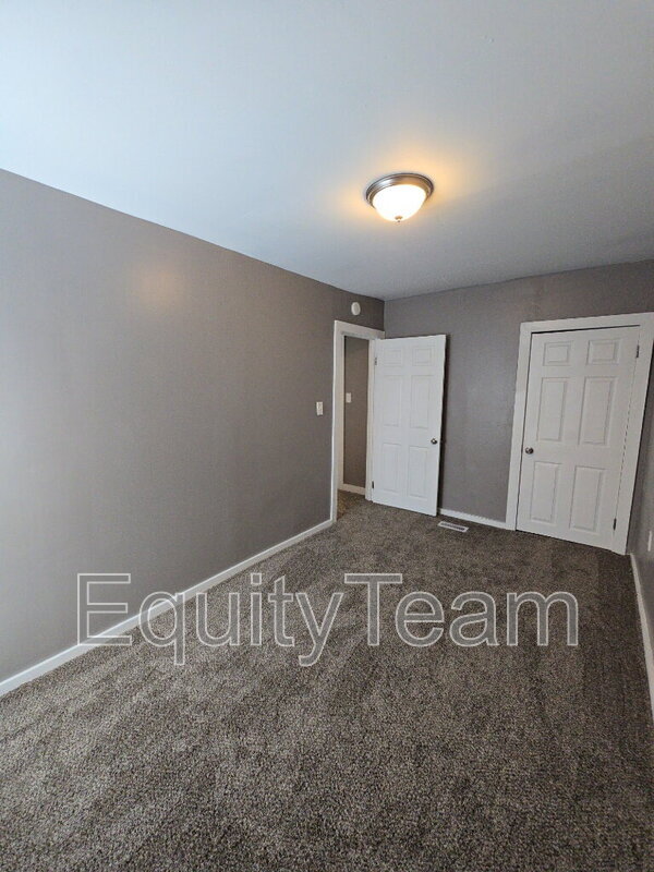 Building Photo - 3314 Graydon Ave