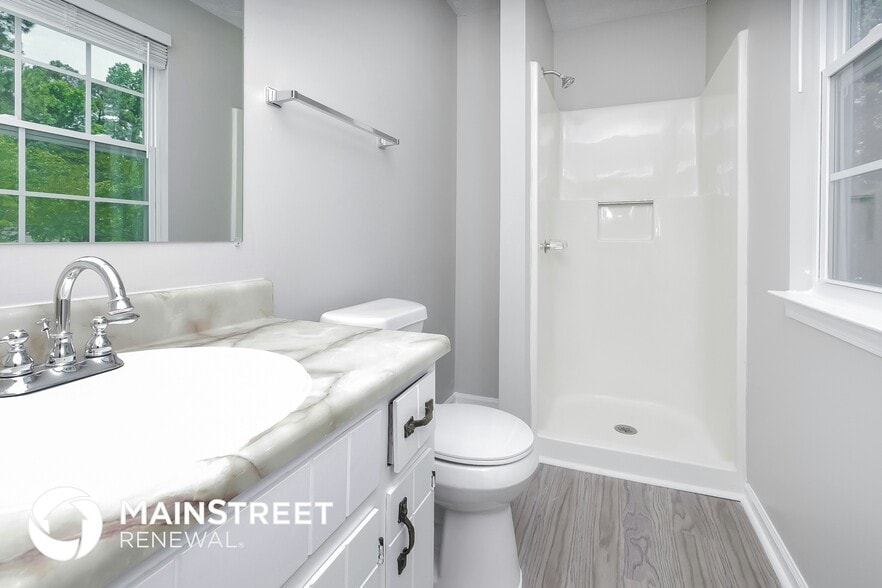 Building Photo - 5884 Dan Dr