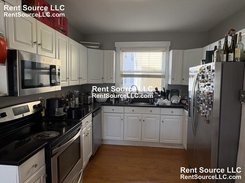 Building Photo - 59 Sacramento St