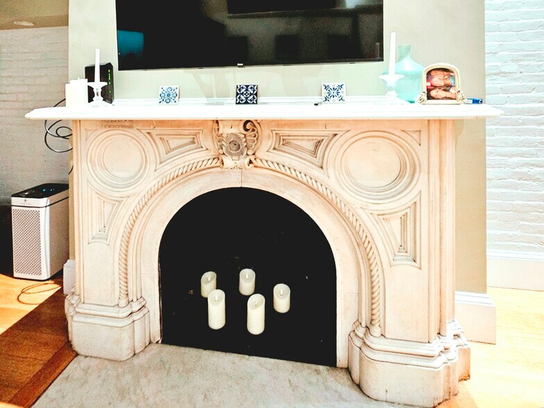 Building Photo - 117 Beacon St