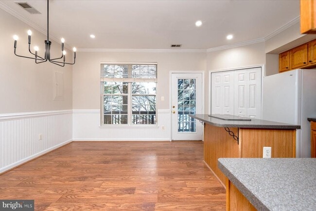 Building Photo - 77 Harbour Heights Dr