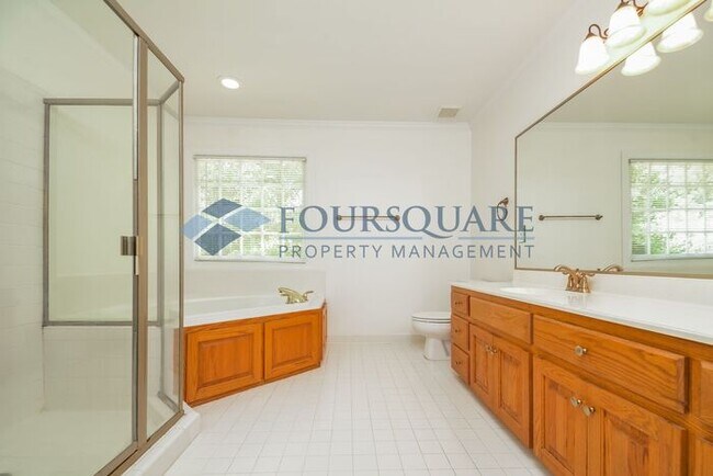 Building Photo - Spacious 4-Bed Custom Home with Bonus Room...