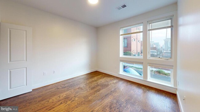 Building Photo - 2920 Georgia Ave NW