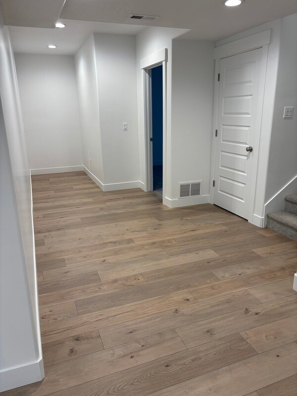 Building Photo - 13326 S Henning Cir