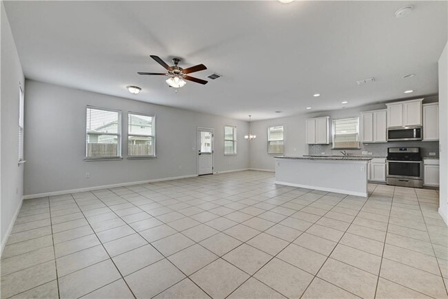 Building Photo - 6408 Owl Creek Ln
