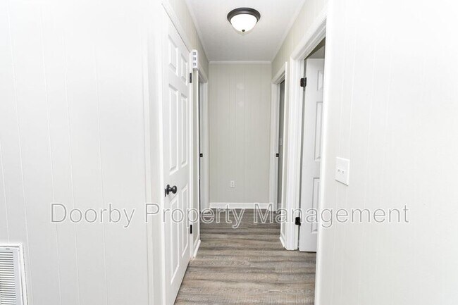 Building Photo - 1418 Baggett Rd