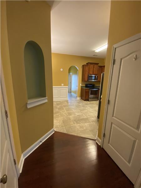 Building Photo - 104 Moonlight Trail