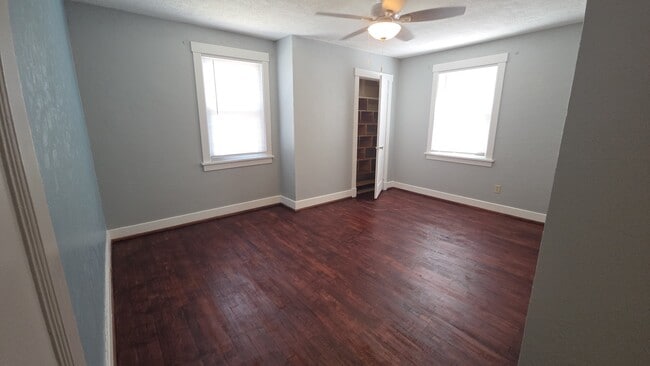 Building Photo - 1233 Brookline Blvd