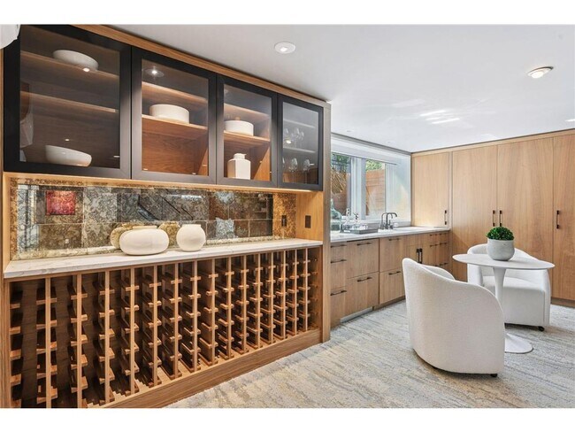 Building Photo - 3933 Zenith Ave S