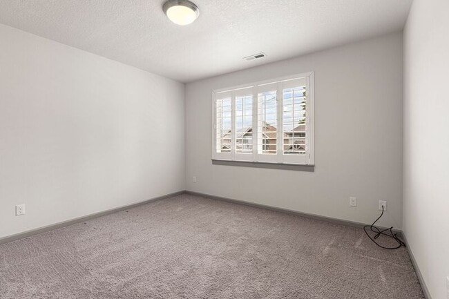 Building Photo - 14716 Blue Blossom Way