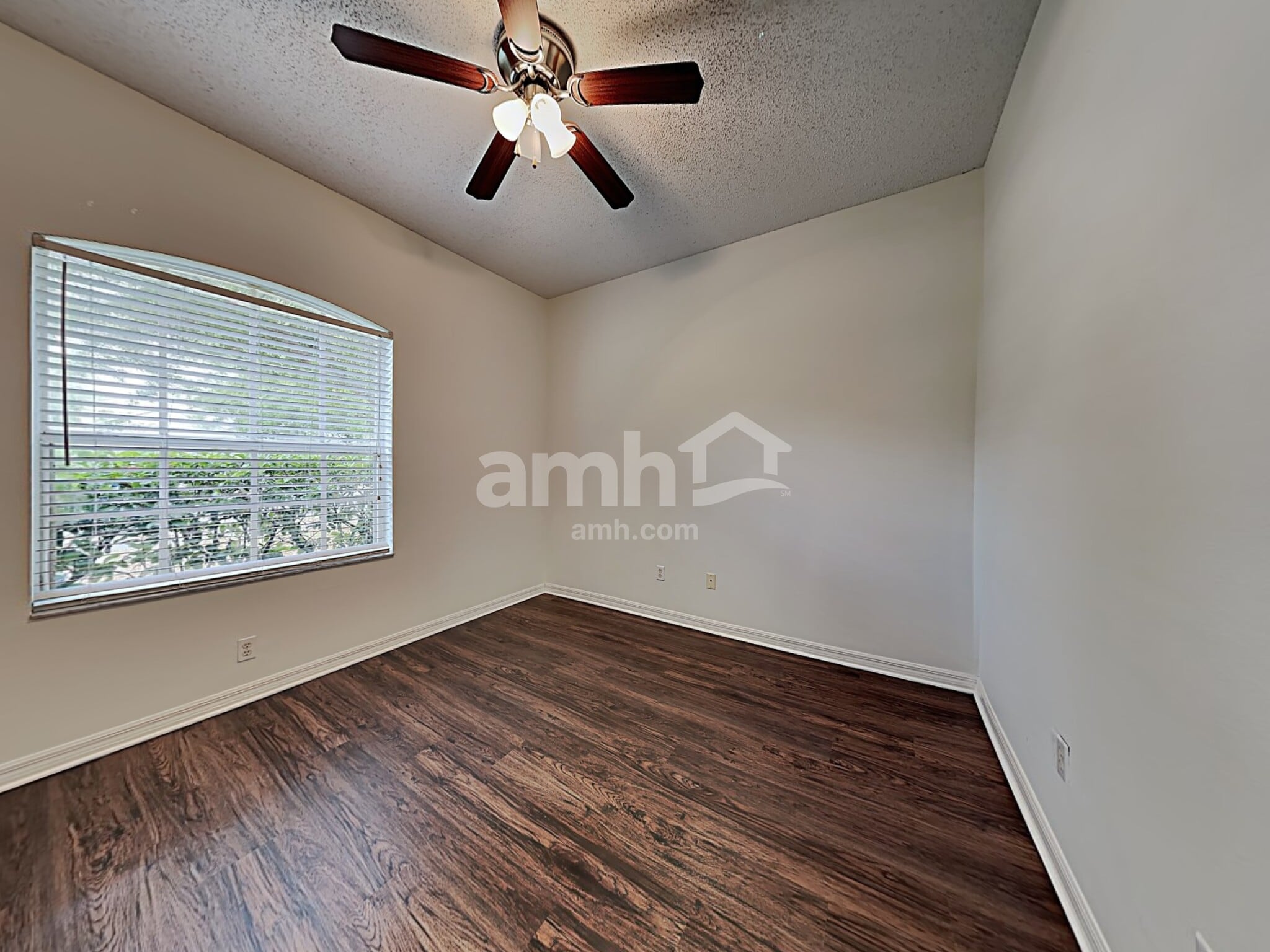 Building Photo - 2722 Cullens Ct