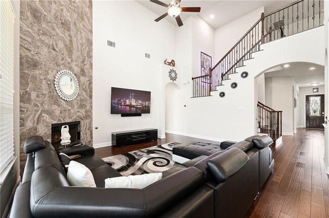 Building Photo - 3804 Carya Dr