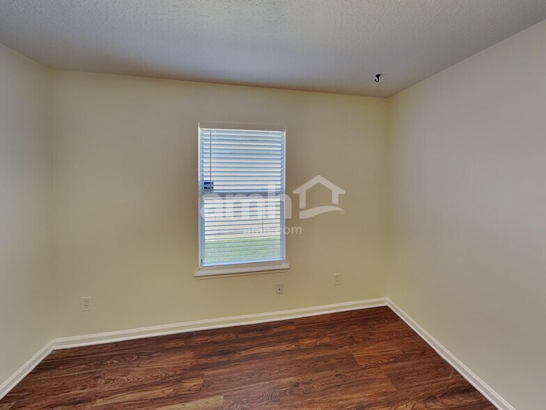 Building Photo - 534 Alice Cove Ct
