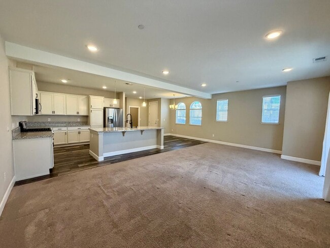 Building Photo - 1860 Sea Horse Rd