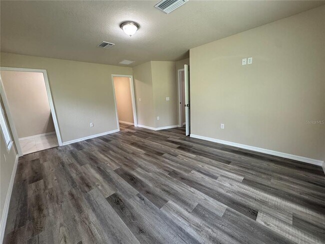 Building Photo - 6344 N Matheson Dr