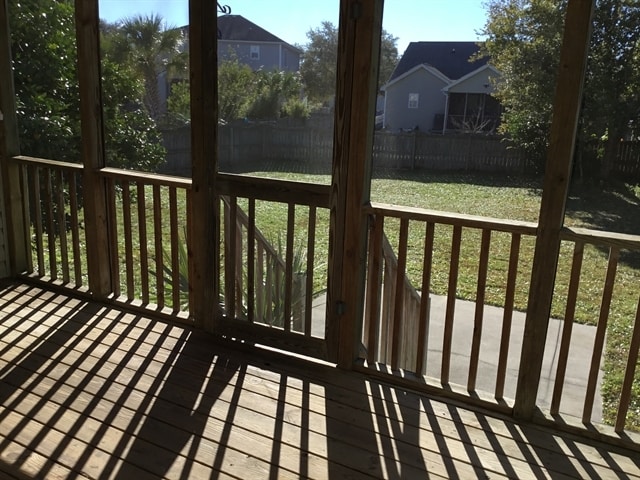 Building Photo - 1813 Day Lily Ln