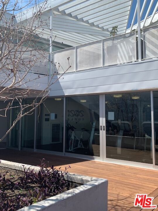 Building Photo - 1030 Kings Rd