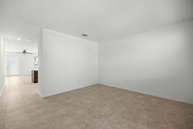 Building Photo - 7593 SW 63rd Ln Rd