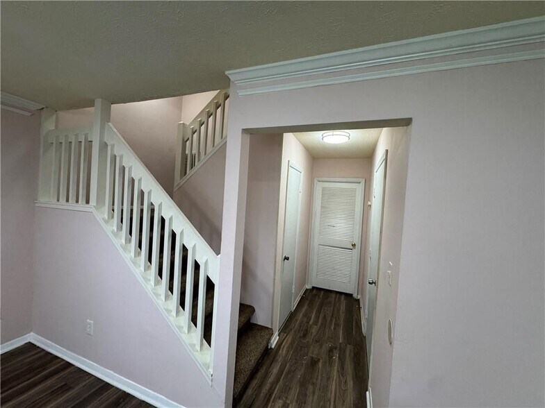 Building Photo - 3102 Destin Cir